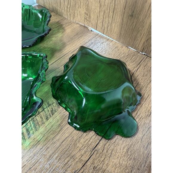 Vintage Anchor Hocking Forest Green Maple Leaf Dessert Bowl Set of 3 - Picture 3 of 4